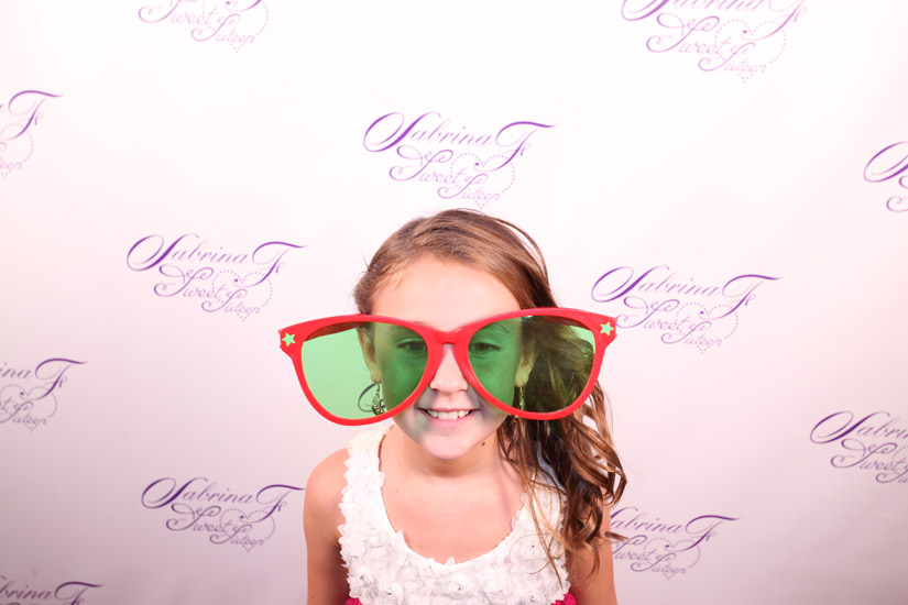 photo-backdrop-booth-14