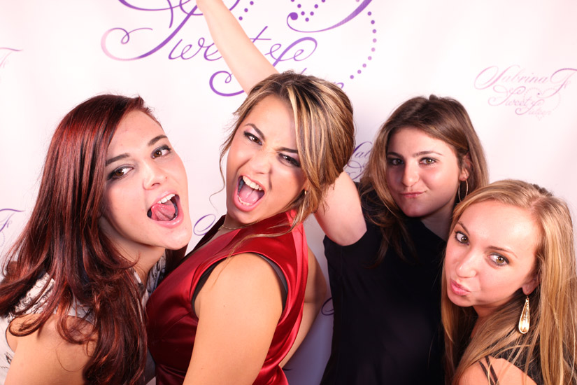 photo-backdrop-booth-21